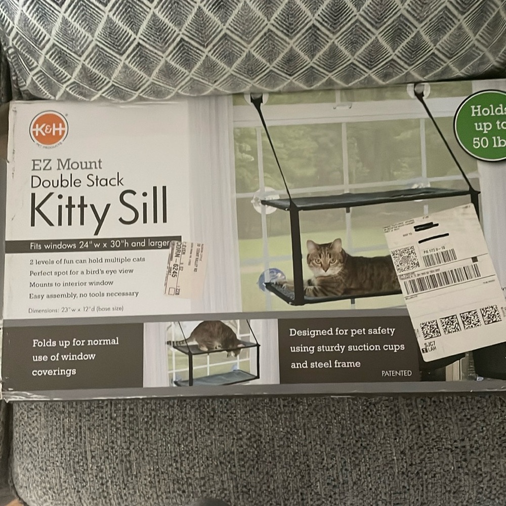 K&H Pet Product Double Stack Window Mount Cat Sill